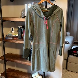 Columbia gray hooded dress size small
